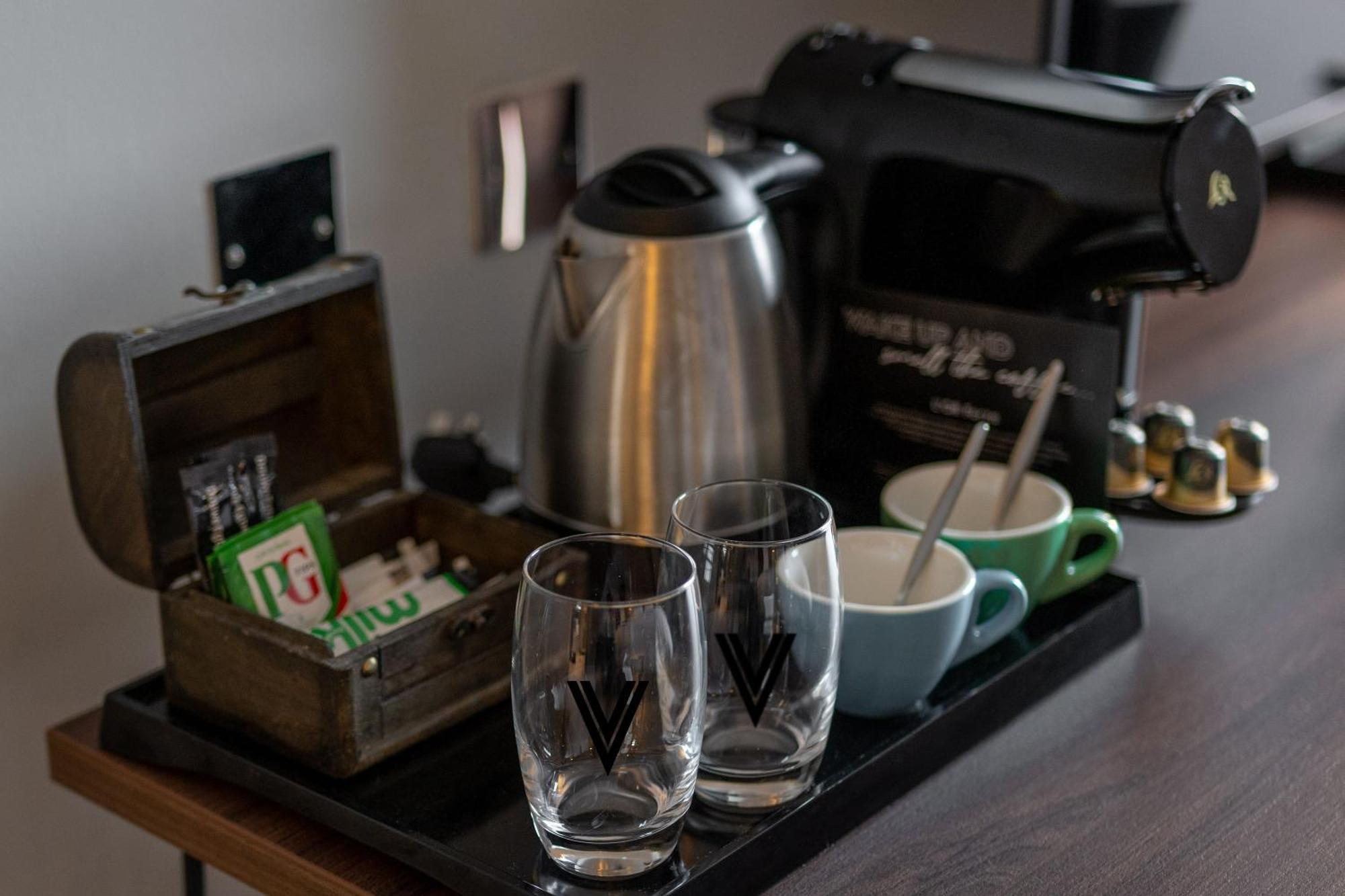 Village Hotel Wirral Bromborough Ngoại thất bức ảnh